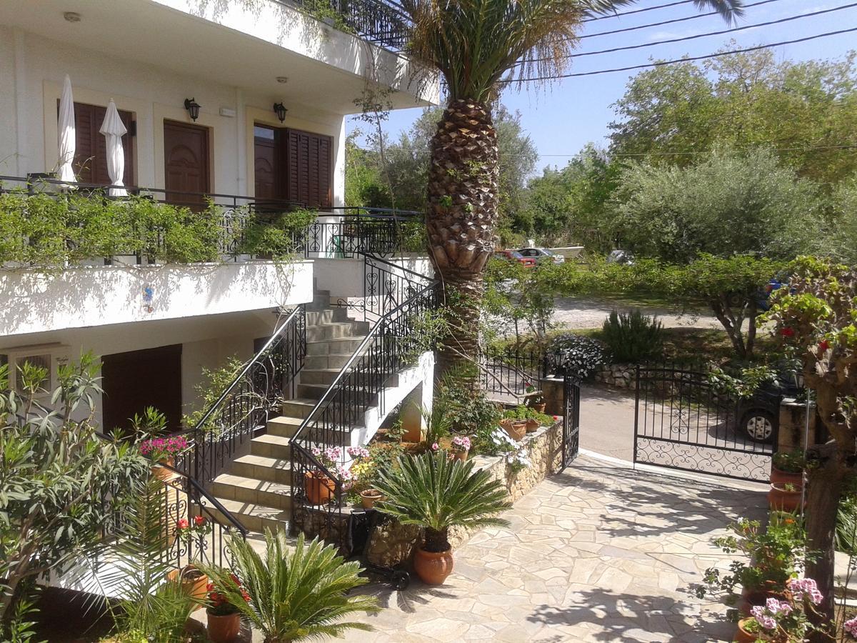 Ostria Maisonettes And Studios Stoupa Exterior photo
