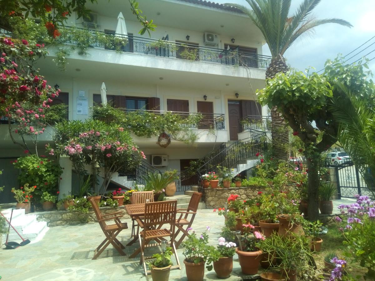 Ostria Maisonettes And Studios Stoupa Exterior photo